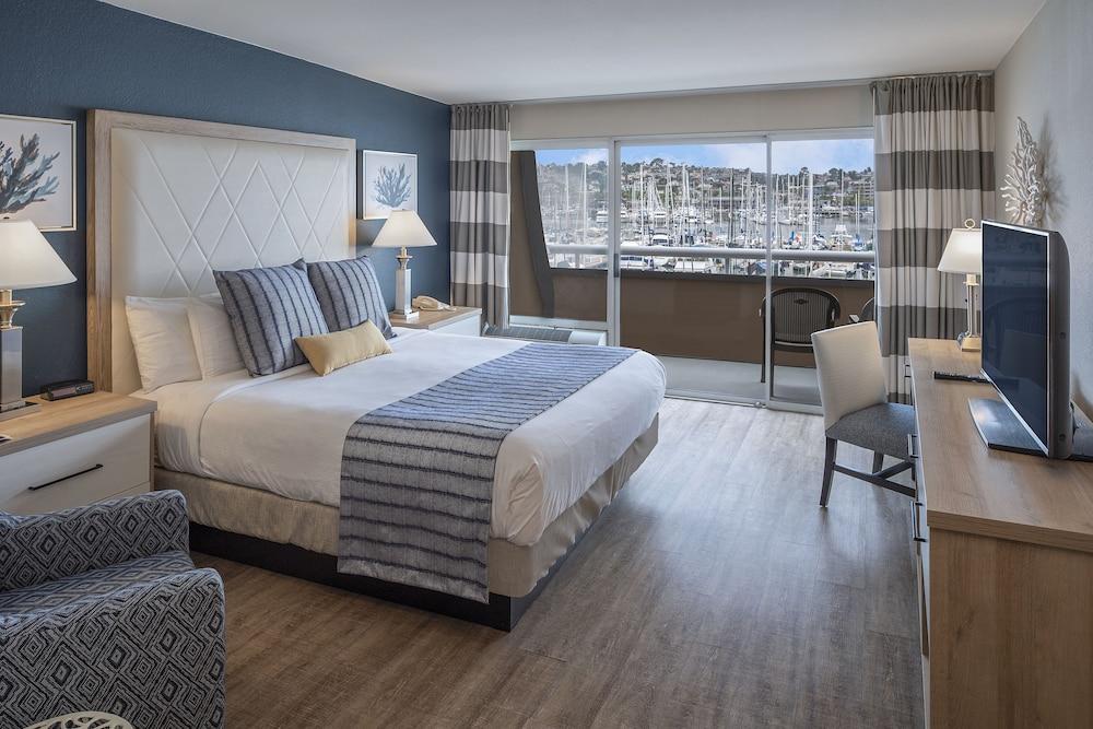 Bay Club Hotel And Marina Сан-Диего Экстерьер фото