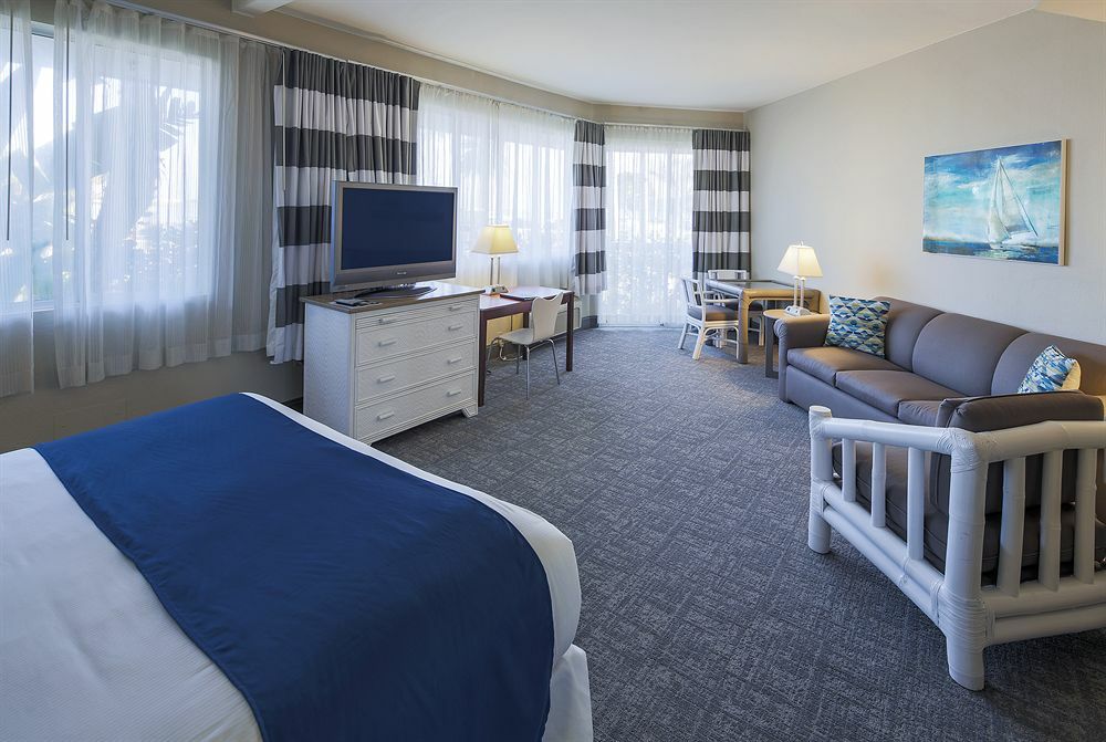 Bay Club Hotel And Marina Сан-Диего Экстерьер фото